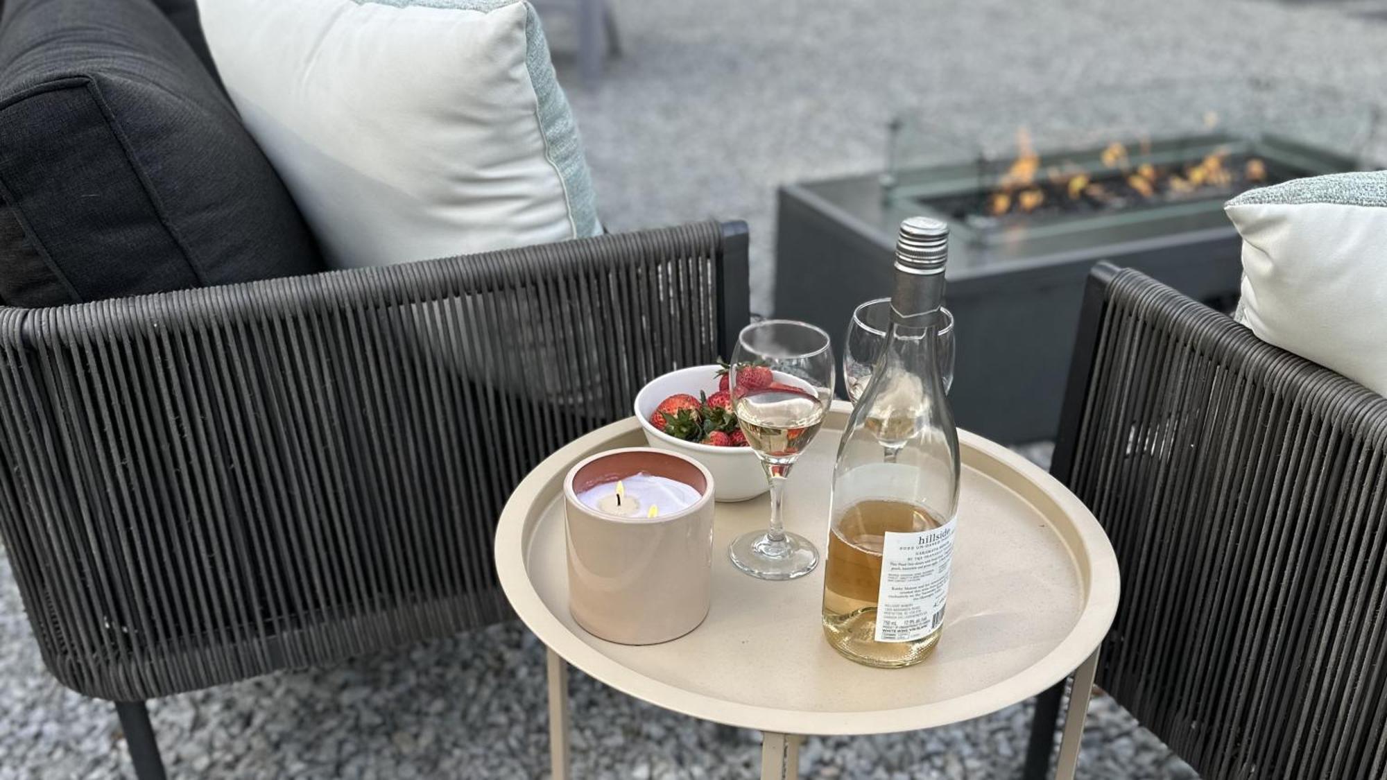 Lakeside Villa & Nordic Spa ペンティクトン エクステリア 写真